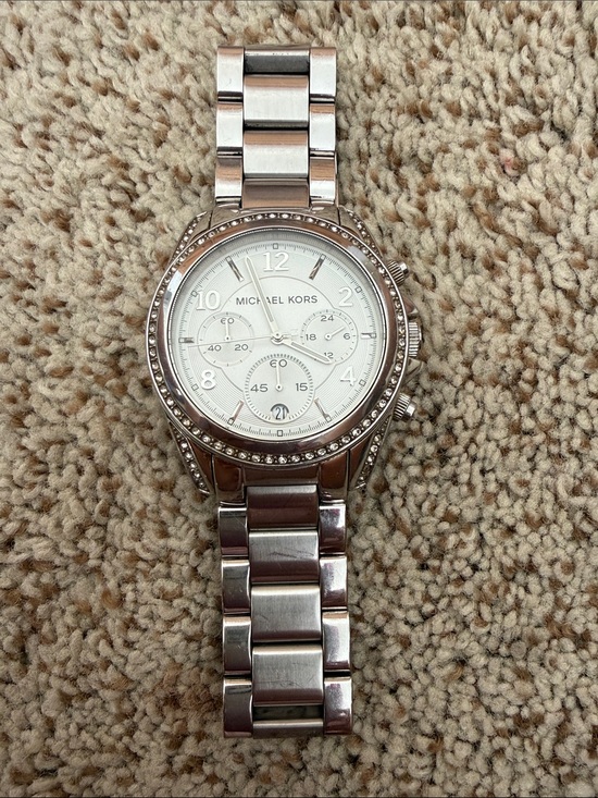Michael Kors Silver & White Women\'s Crystal-Accent Chronograph Watch New Battery